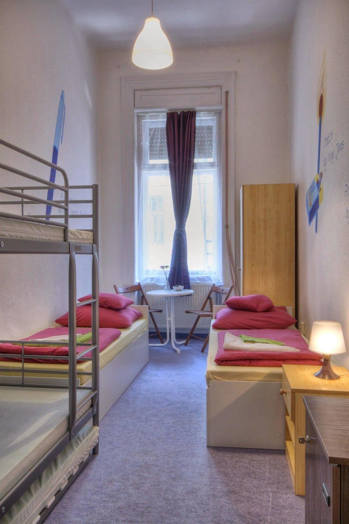 Opera Guesthouse Budapest Ngoại thất bức ảnh
