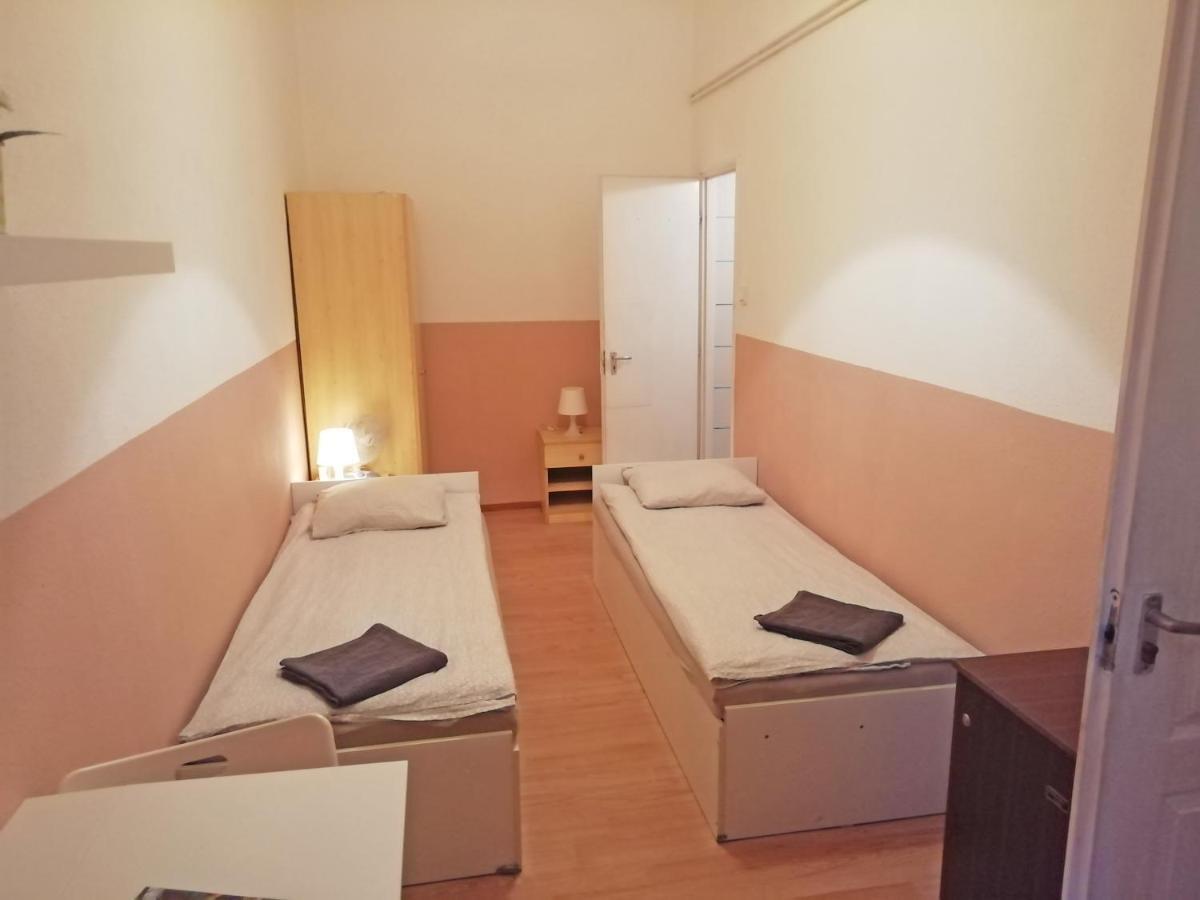 Opera Guesthouse Budapest Ngoại thất bức ảnh